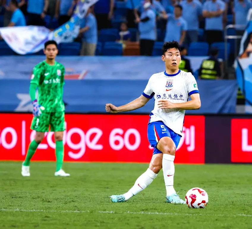 阿苏埃出任 阿苏埃出任